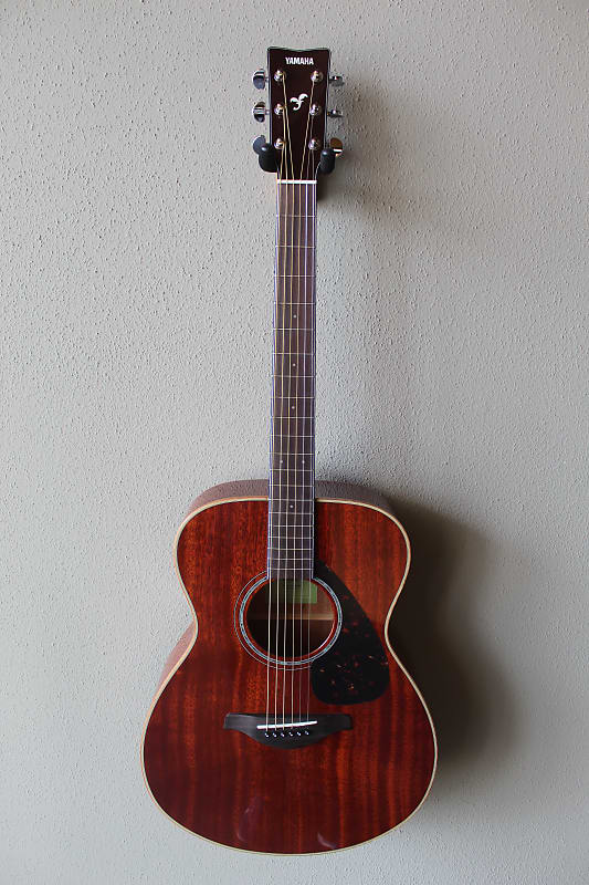 цена Акустическая гитара Brand New Yamaha FS850 Solid Mahogany Top Concert Acoustic Guitar with Gig Bag