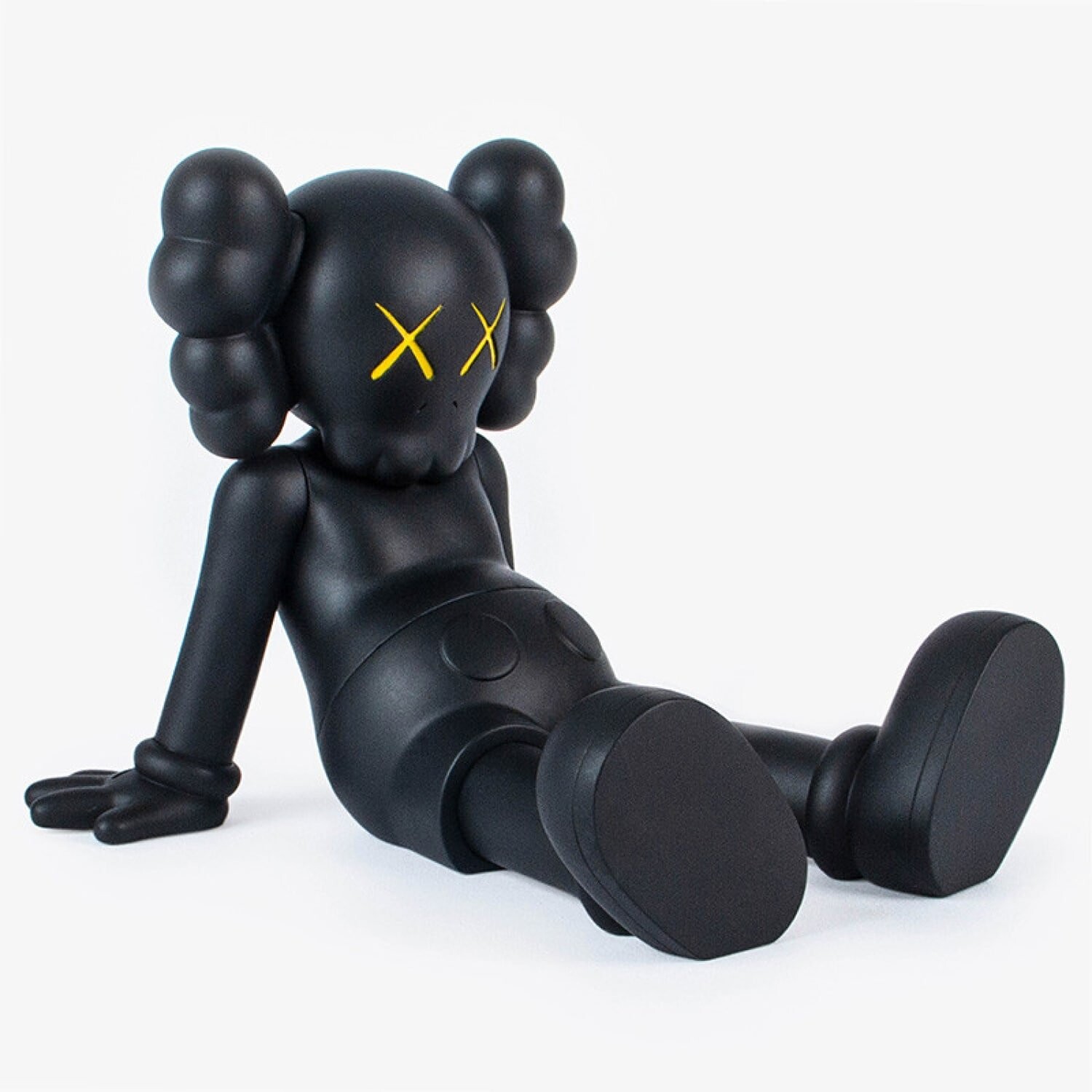 Кавс игрушка. KAWS. Фигурки KAWS.