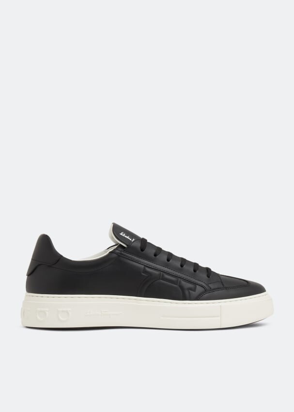 

Кроссовки FERRAGAMO Gancini sneakers, черный
