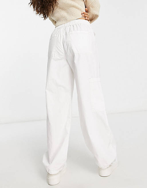 

Белые брюки карго без застежки ASOS DESIGN Petite, Белый