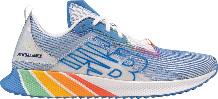 

Кроссовки New Balance FuelCell Echo 'Pride Collection', синий