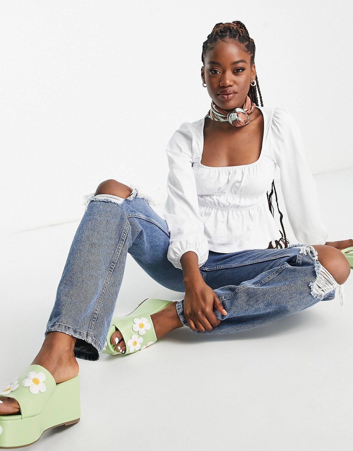 

Белый топ с длинными рукавами и присборенной талией ASOS DESIGN