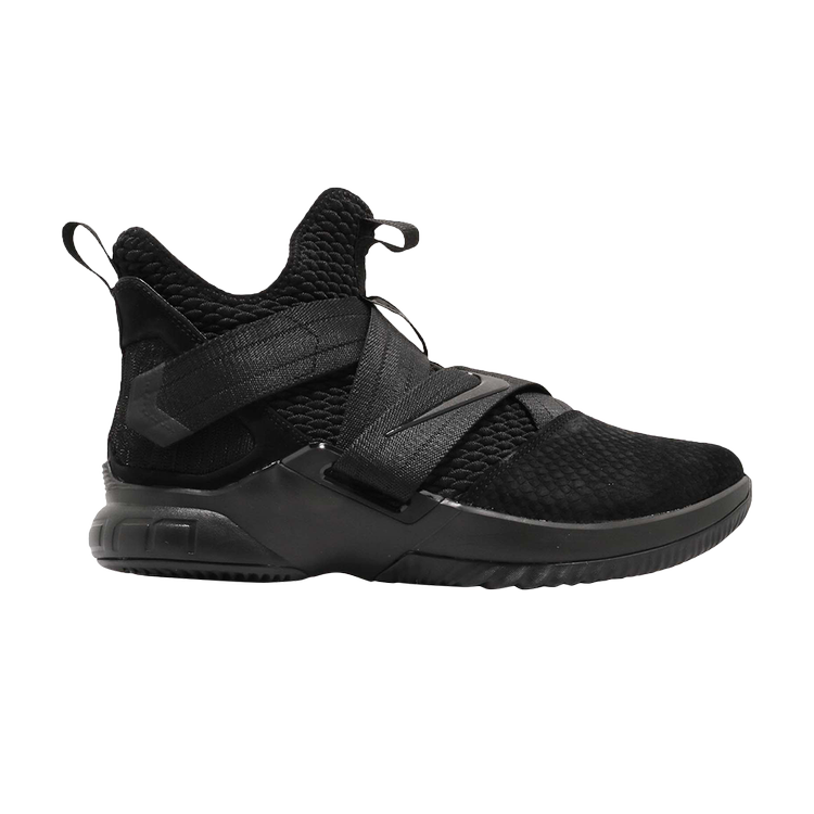 Кроссовки Nike LeBron Soldier 12 SFG EP 'Triple Black', черный фото