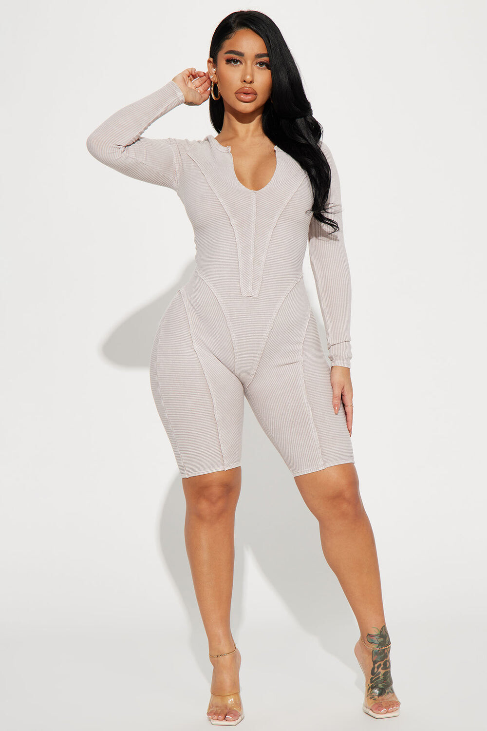

Комбинезон Fashion Nova GD3758, песочный