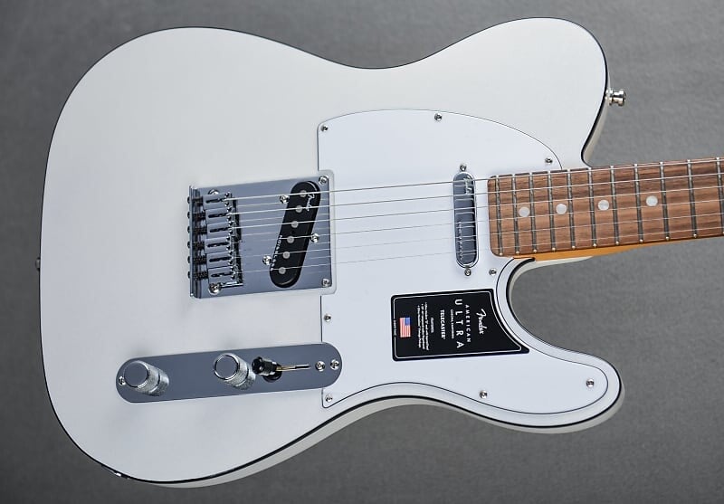 

American Ultra Telecaster - Arctic Pearl с палисандровым деревом Fender American Ultra Telecaster – Arctic w/