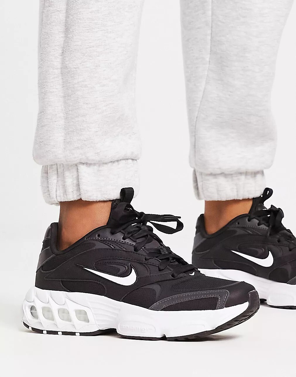 

Кроссовки Nike Zoom Air Fire, черный