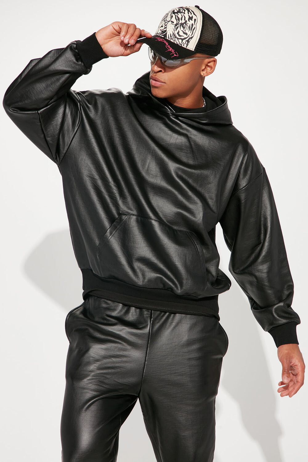 

Худи Fashion Nova RTFNM1005H, черный