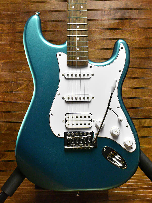 

Squier Affinity Stratocaster HSS, гоночный зеленый Affinity Tele Butterscotch Blonde LH