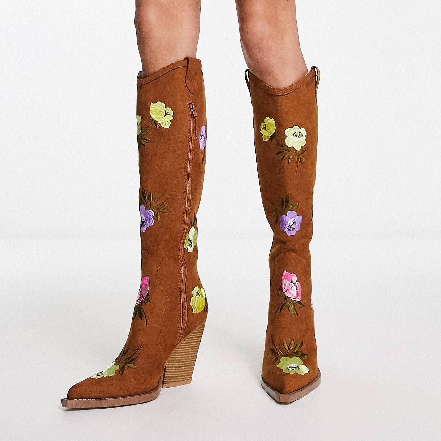 

Сапоги Asos Design Catapult Heeled Western, коричневый