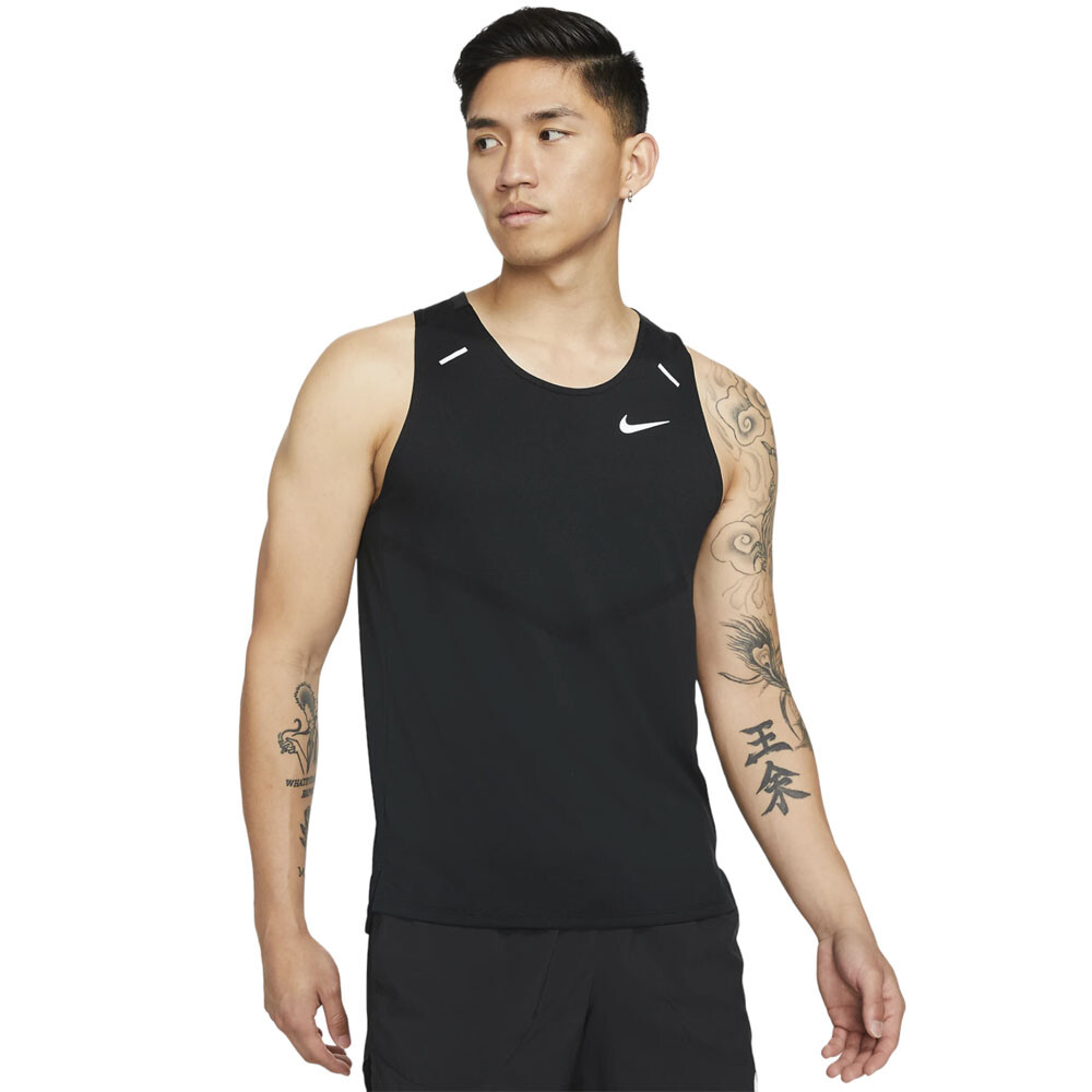 

Майка Nike Dri-FIT Rise 365 Running, черный