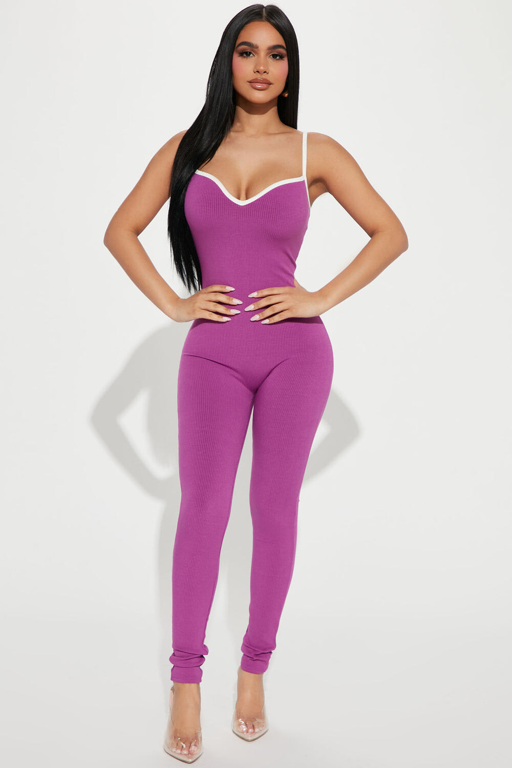 

Комбинезон Fashion Nova JP2248FN, пурпурный