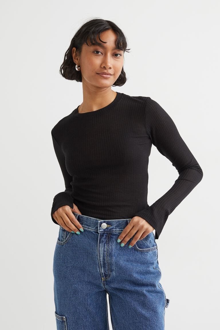 

Трикотажный топ в рубчик H&M, черный