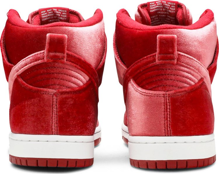 Nike dunk shop high red velvet