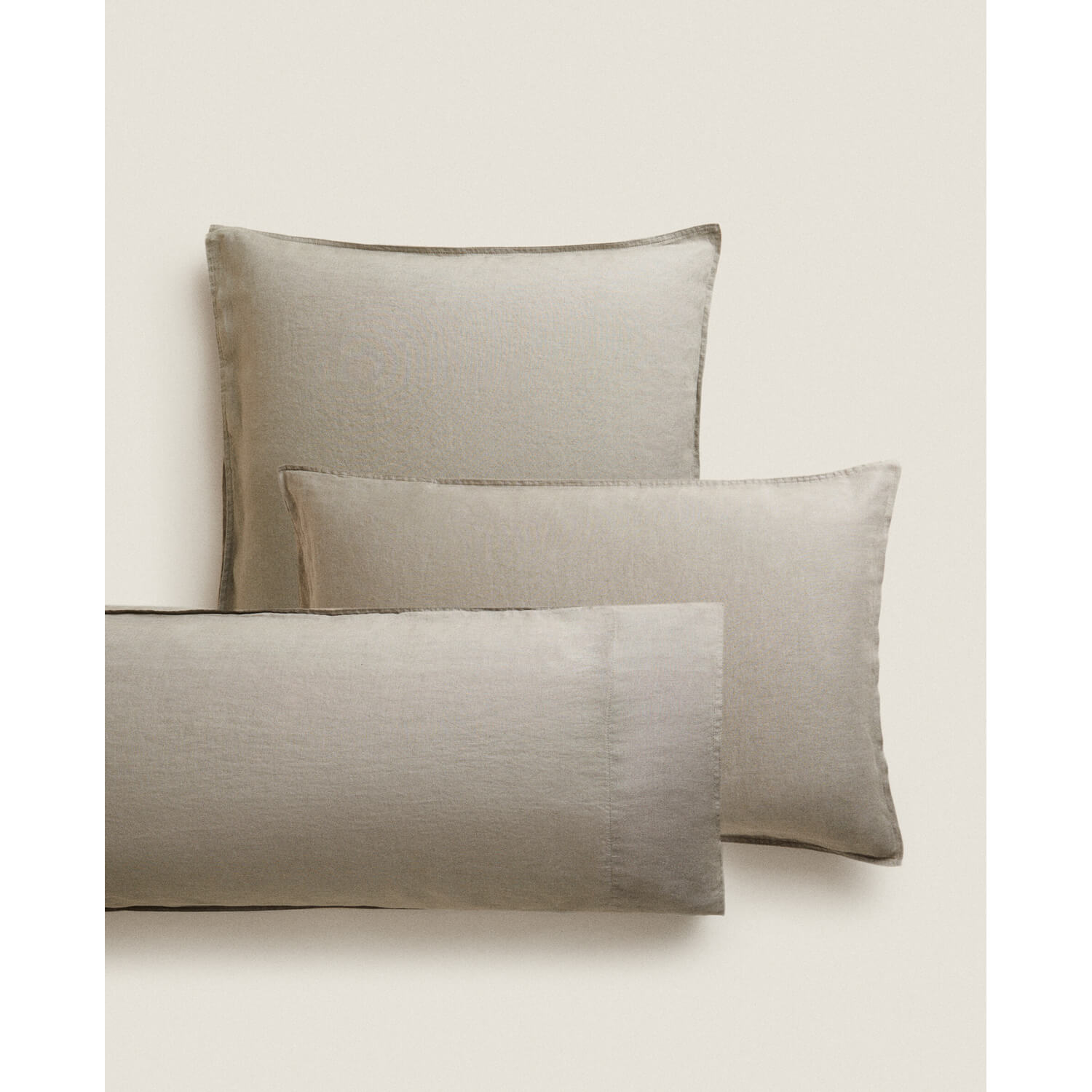 Наволочка Zara Home Washed Linen 140 г/м², серый наволочка однотонная на подушку или валик из стираного льна 50 x 70 см зеленый