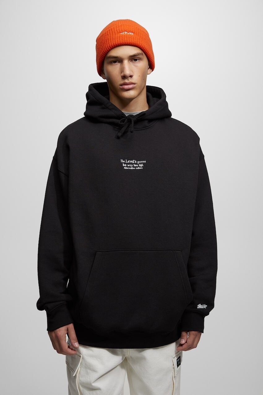 

Толстовка с вышитым лозунгом Pull&Bear, черный