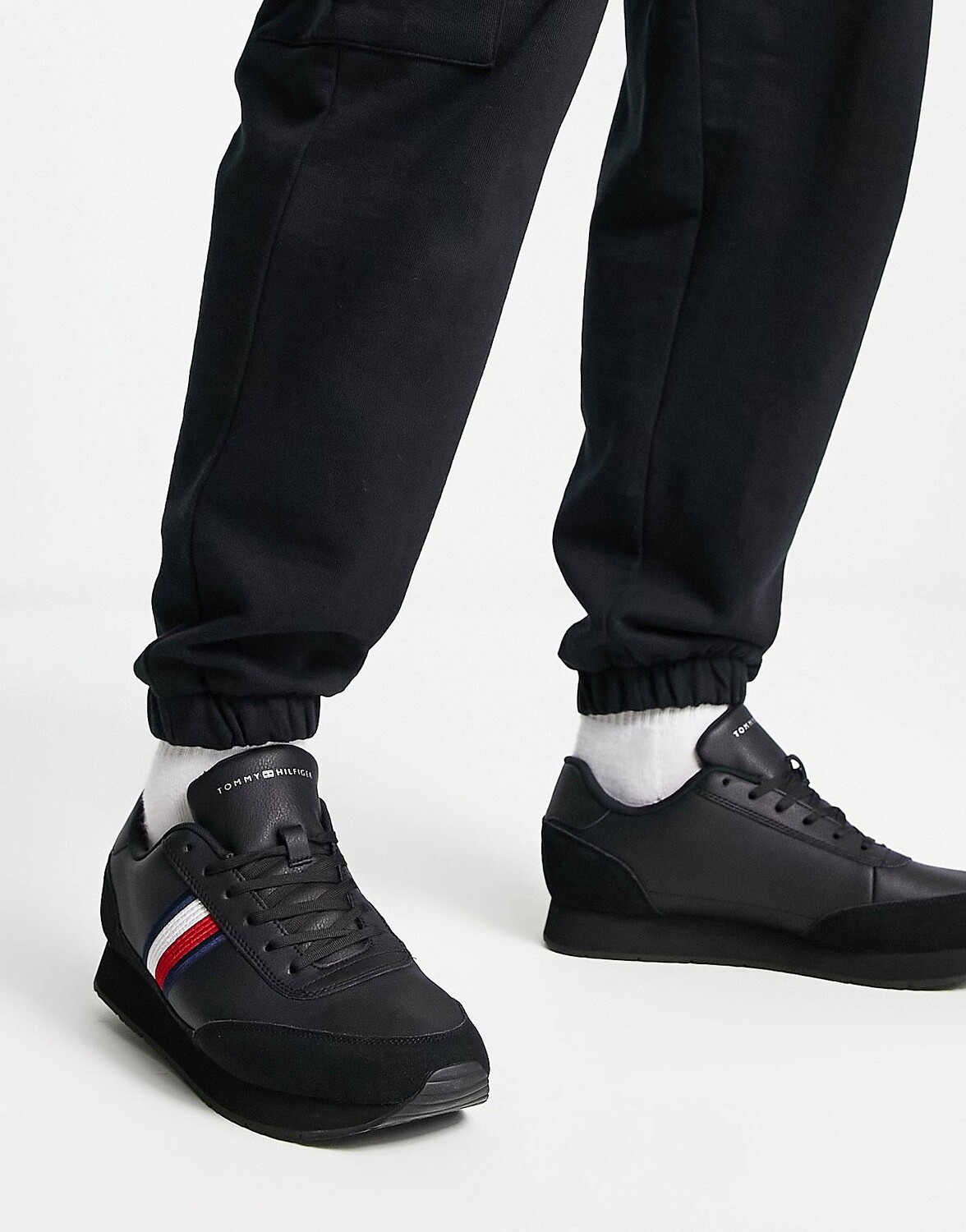 Черные кроссовки Tommy Hilfiger с полосками в виде флага – купить по ...