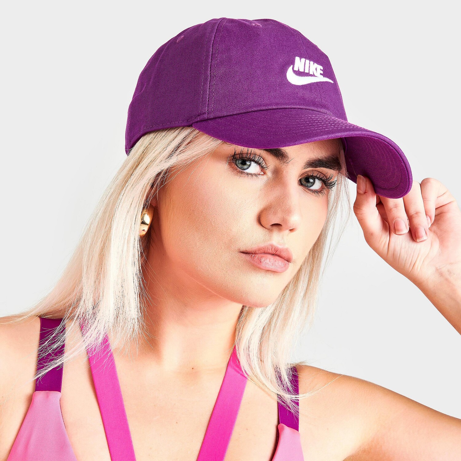 

Выстиранная регулируемая кепка Nike Sportswear Heritage86 Futura, фиолетовый