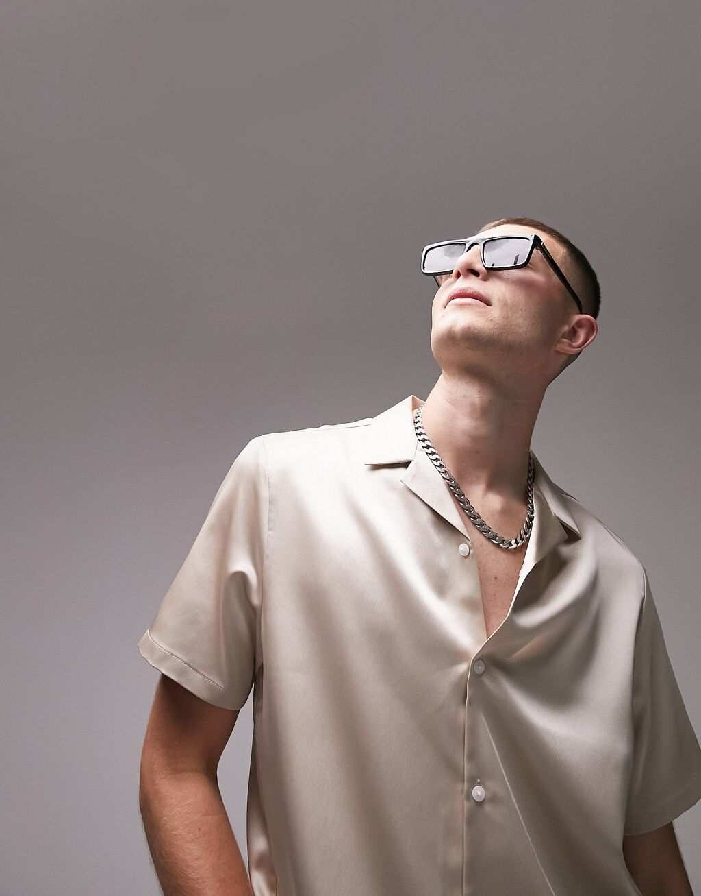 

Кремовая атласная рубашка Topman Revere
