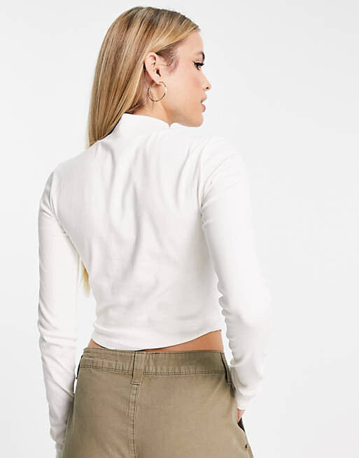 

Кремовый укороченный топ с высоким воротником ASOS DESIGN Tall