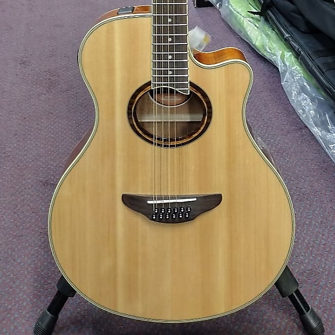 Yamaha APX700II-12 Thinline Acoustic/Electric 12-струнная гитара с вырезом, натуральный цвет APX700II-12 Thinline Acoustic/Electric Cutaway 12-String Guitar 1pc guitar string action gauge string pitch ruler measuring tool for bass classical electric acoustic guitar tools parts rulers
