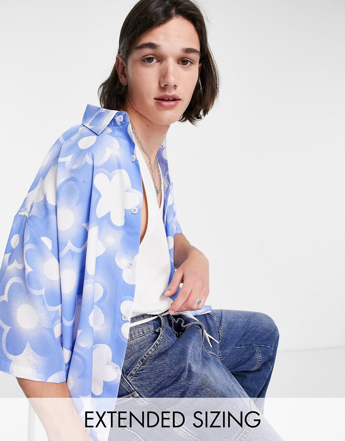 

Синяя рубашка свободного кроя с принтом ромашек ASOS DESIGN