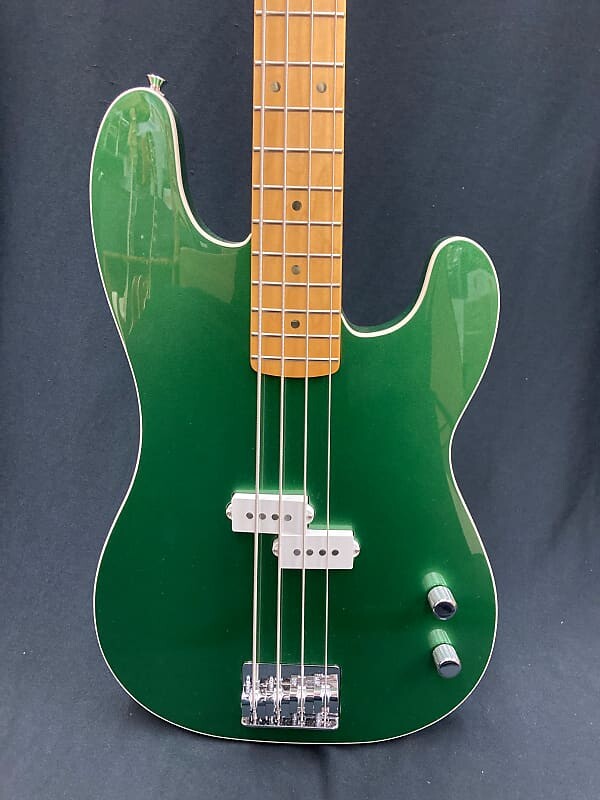 

Fender Aerodyne Special Precision Bass - Speed ​​Green Metallic