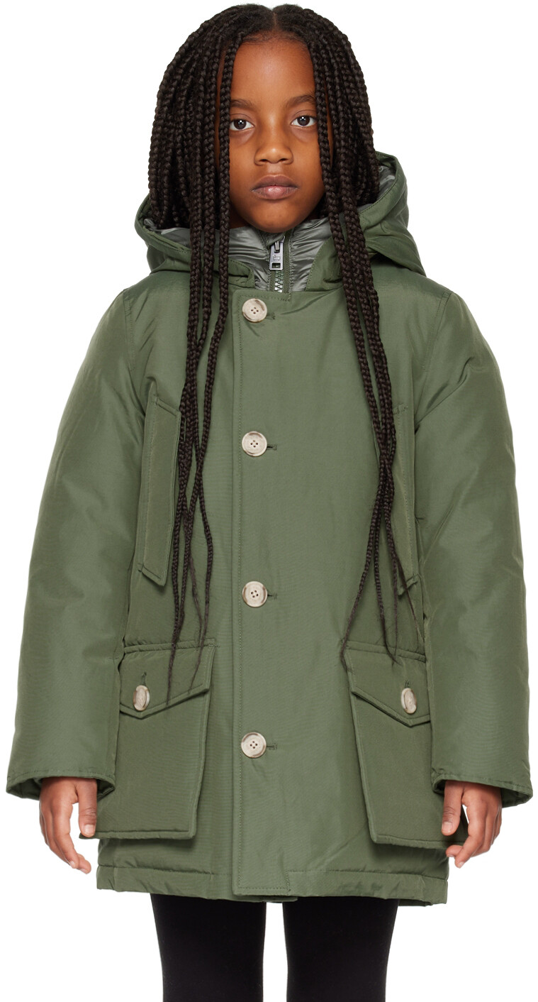 

Детская пуховая куртка цвета хаки Arctic Woolrich