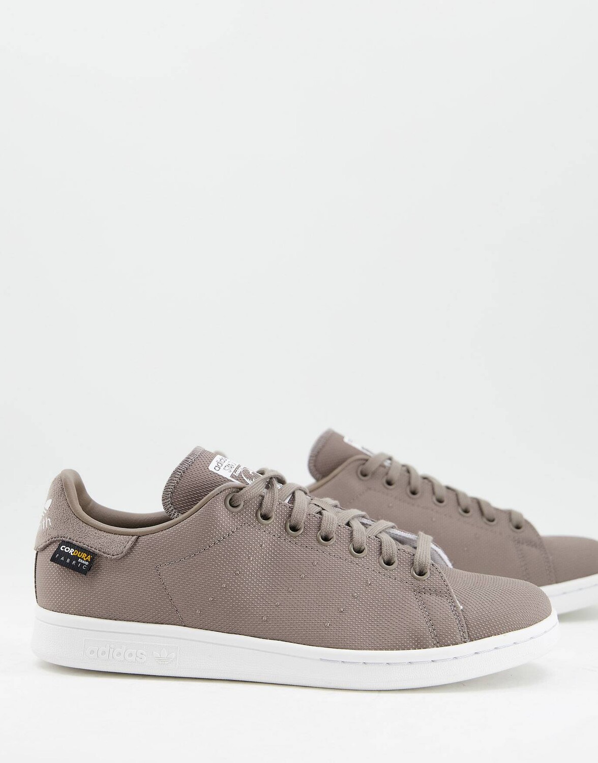 

Простые коричневые кроссовки adidas Originals Stan Smith - BROWN