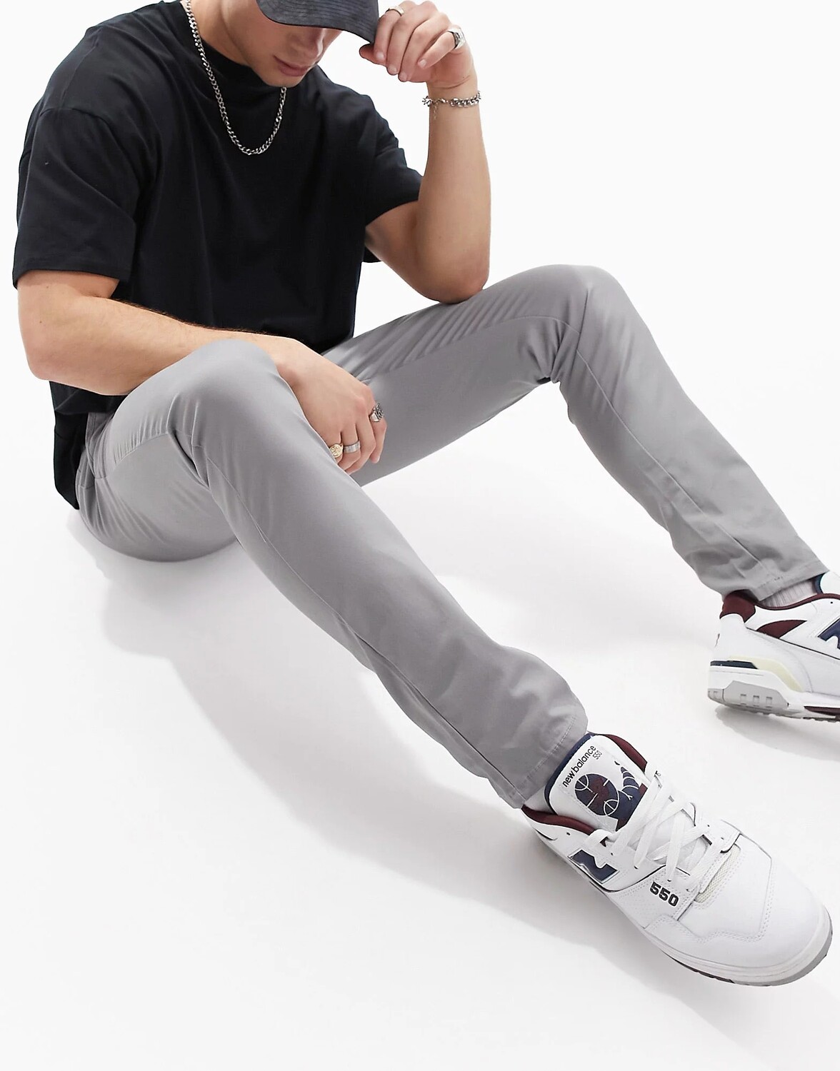 

Брюки-чинос со складками Asos Design, светло-серый