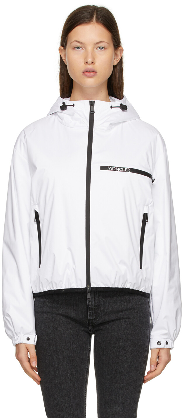 

Белый пуховик Adara Moncler