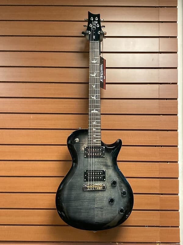 

PRS SE 245 в цвете Charcoal Burst с сумкой премиум-класса Custom SE 245