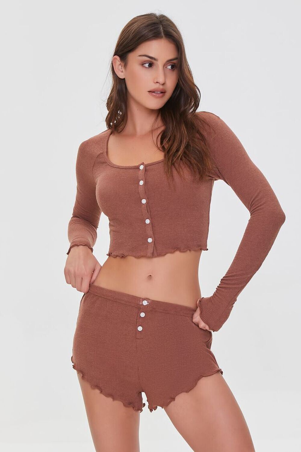 

Шорты для отдыха с салатовыми краями Forever 21