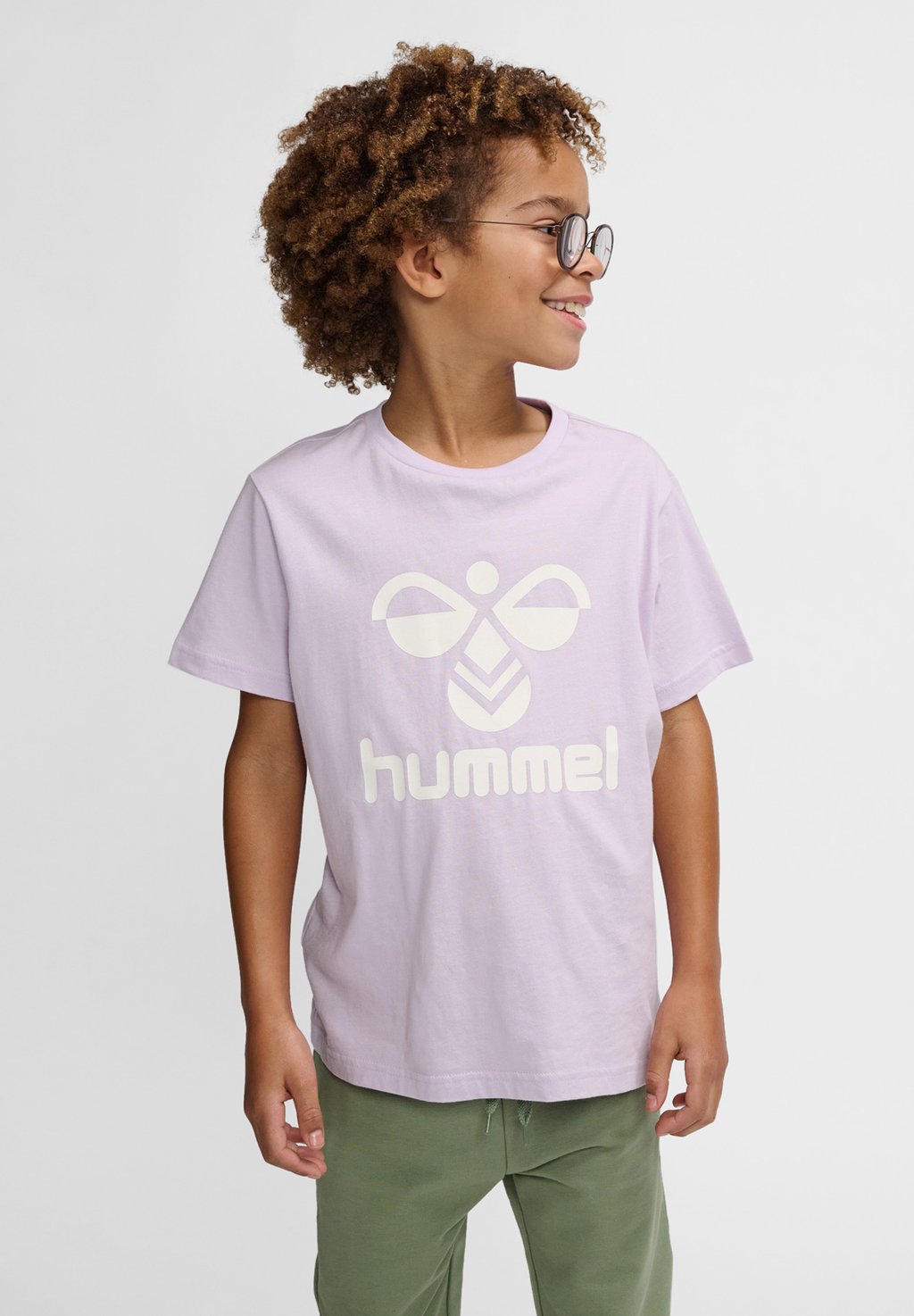 Футболка с принтом TRES Hummel, цвет orchid petal футболка с принтом tres hummel цвет dark olive