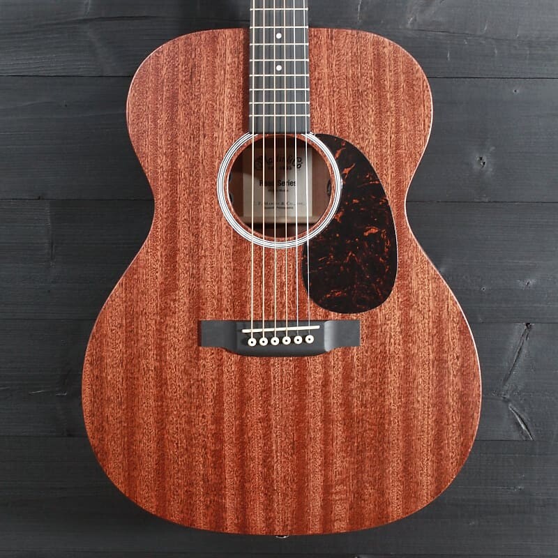 

Гитара Martin 000-10E Sapele Road Series, коричневый