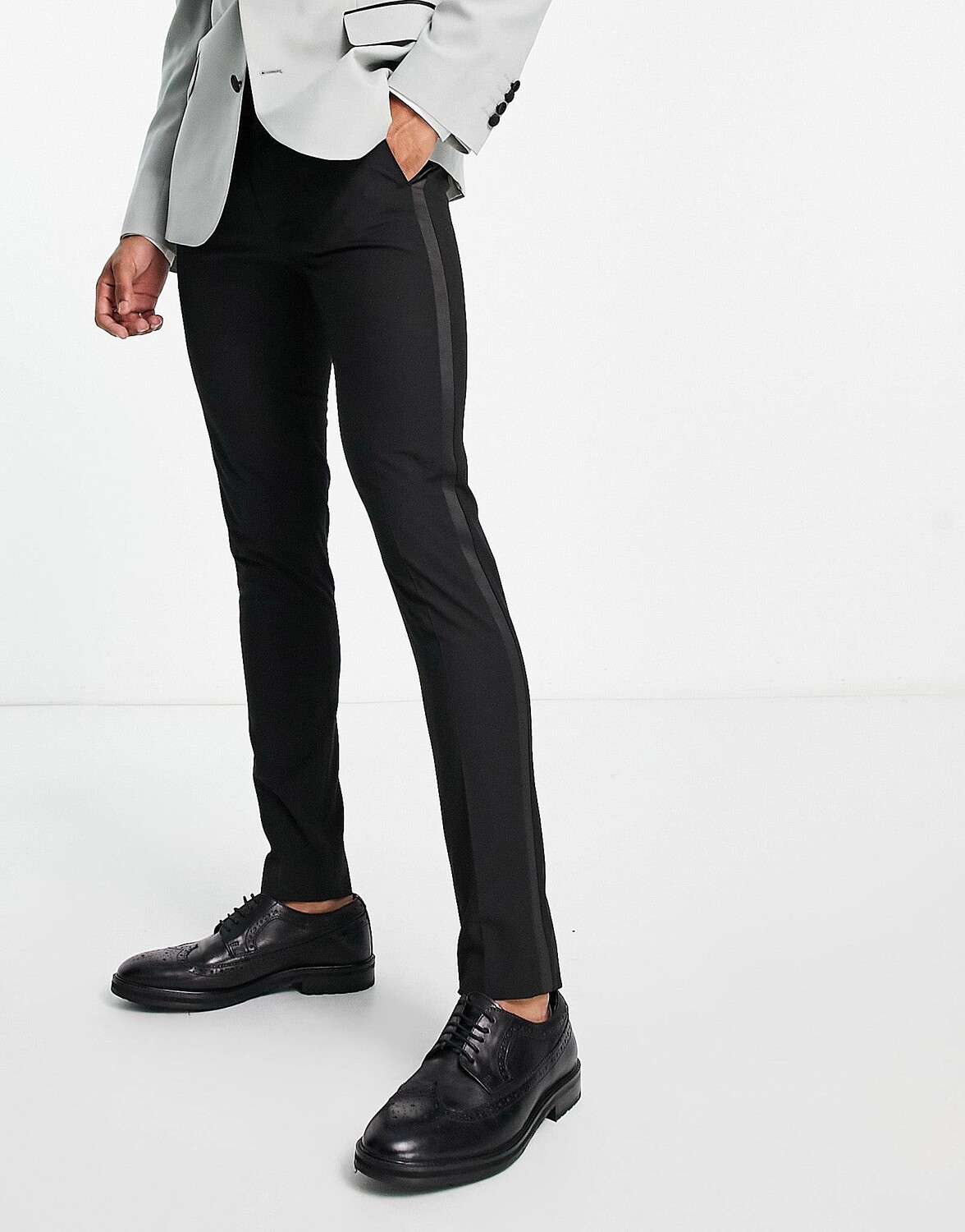 

Черные брюки скинни в стиле смокинга ASOS DESIGN, Черный