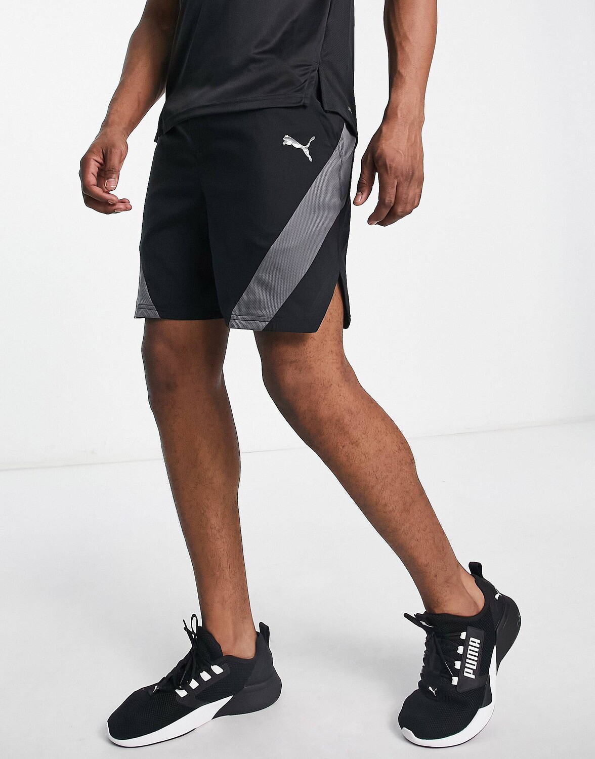 

Черные и серые 7-дюймовые плетеные шорты Puma Training Fit