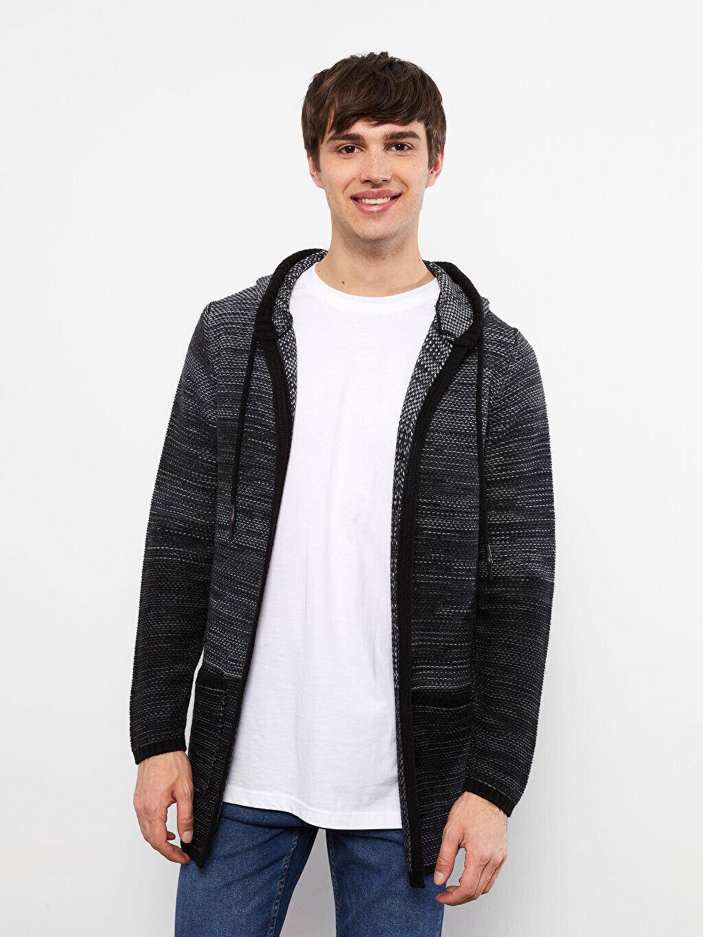 

Мужской трикотажный кардиган с капюшоном и длинными рукавами LCW Casual, Черный