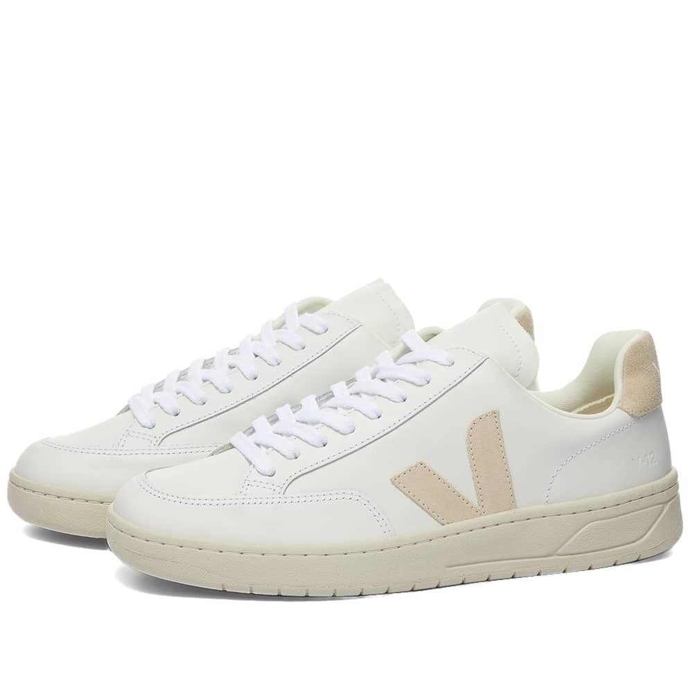 

Кроссовки Veja V-12 Leather Sneaker