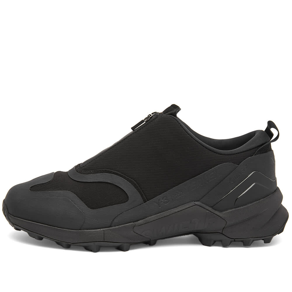 

Кроссовки Y-3 Swift R3 Low Gore-Tex