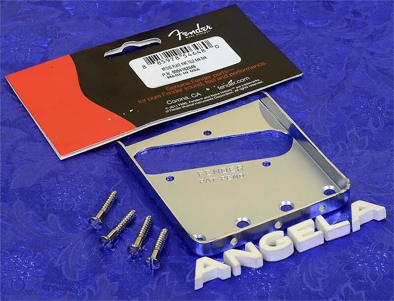 

Седло Fender Vintage Series '52 Telecaster Three "PAT.PEND". Пластина моста, 0054162049 Fender '52 Telecaster Bridge Plate 0054162049 005 4162 005