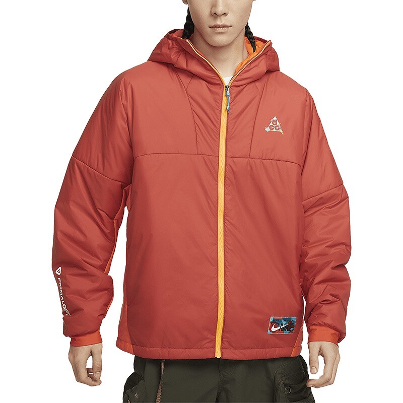 

Куртка Nike Sports Warm Hooded, красный/мультиколор