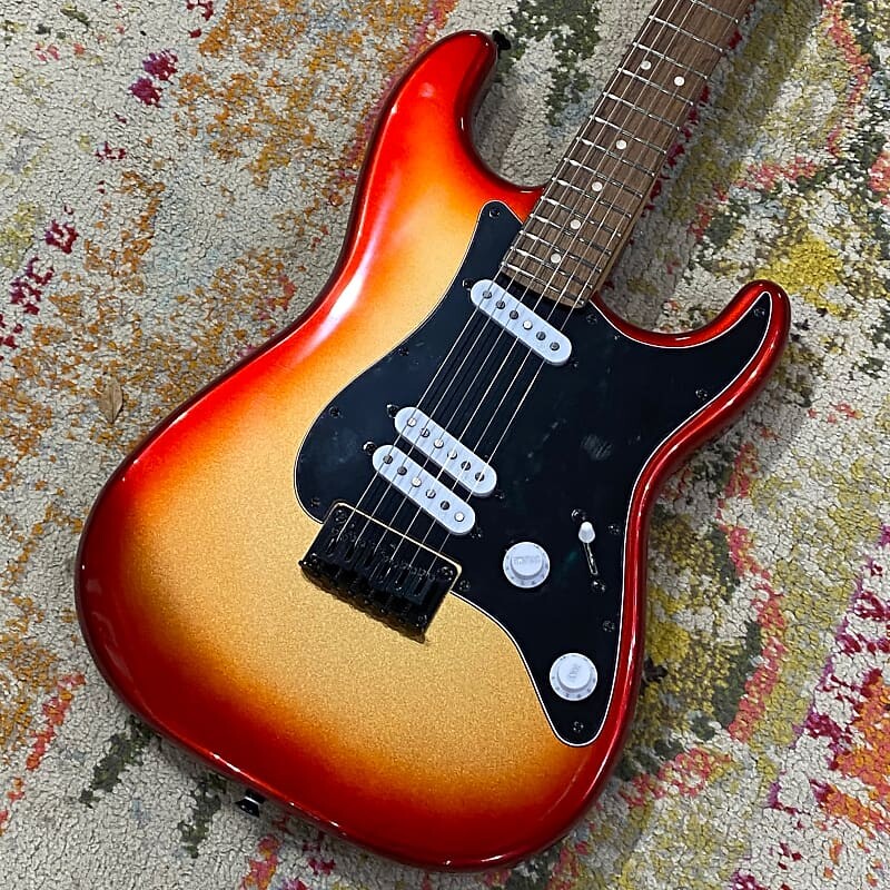 

Squier Contemporary Stratocaster Special HT