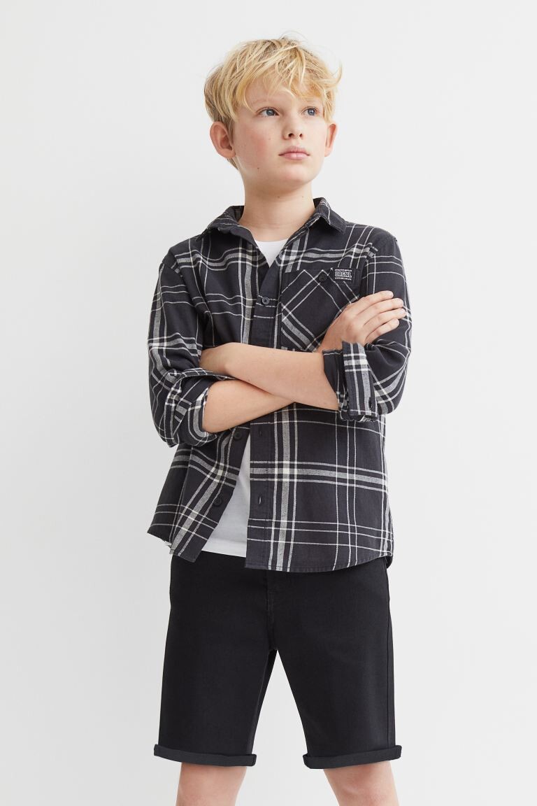 

Джинсовые шорты облегающего кроя H&M, черный