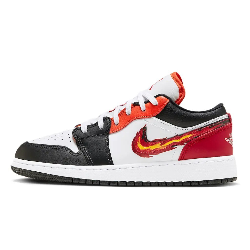

Кроссовки Nike Air Jordan 1 Low Flaming Swoosh, черный/белый/красный
