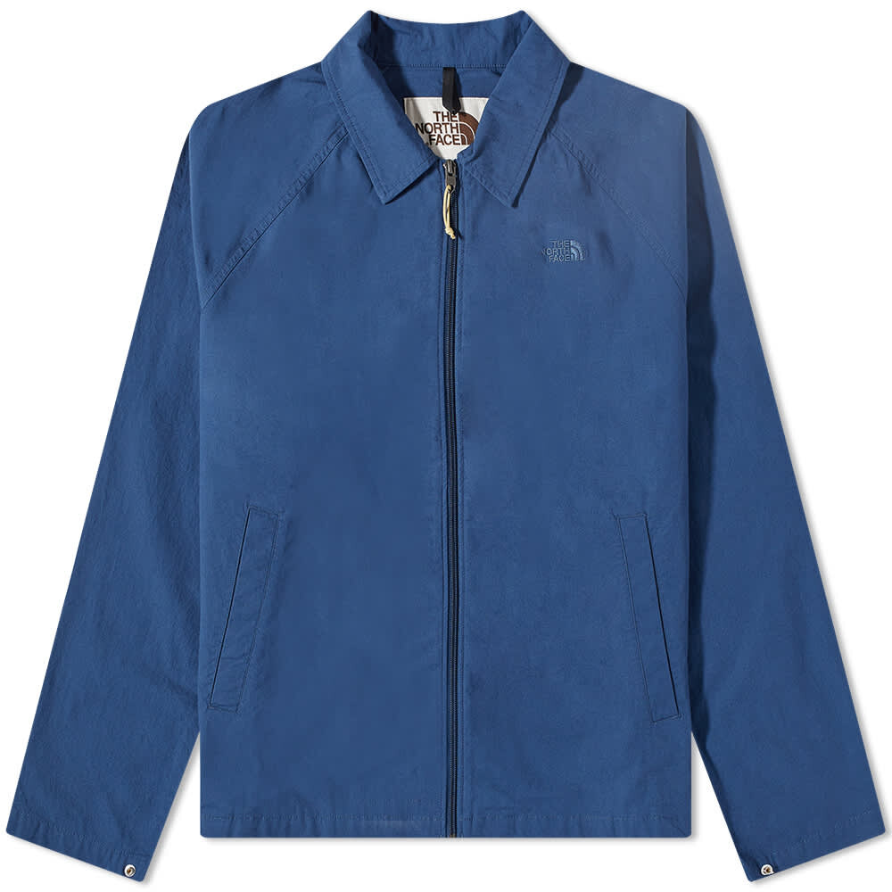 

Тренерская куртка из рипстопа The North Face