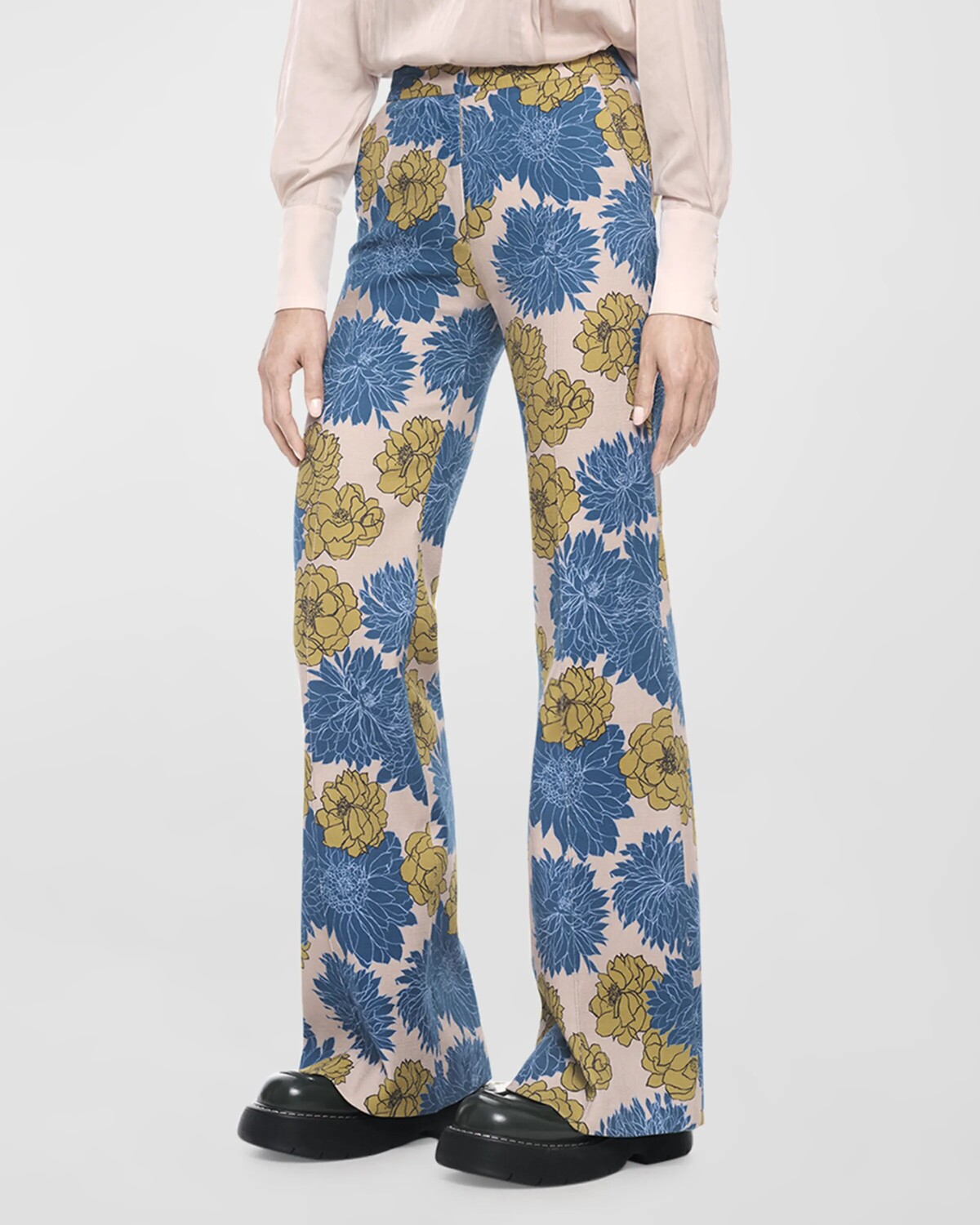 

Широкие брюки Dahlia с защипами Smythe, цвет Blue Dahlia
