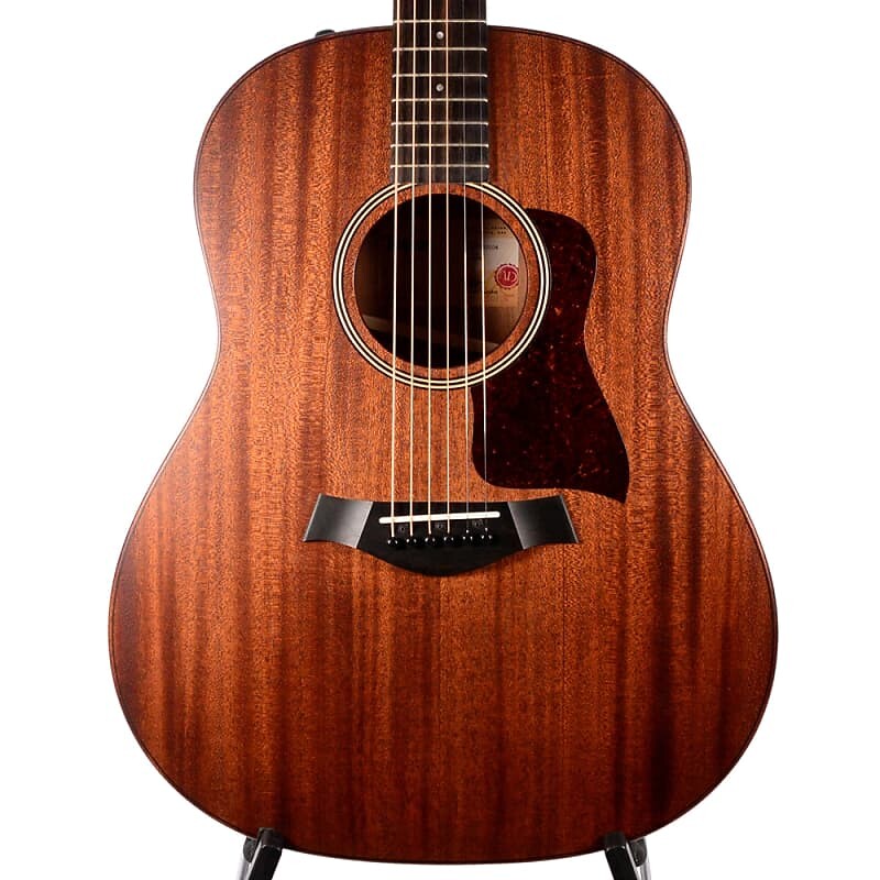 

Топ из красного дерева Taylor AD27E American Dream с электроникой