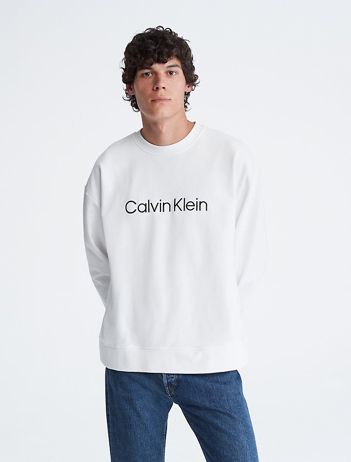 Свитшот Calvin Klein Relaxed Fit Standard Logo Crewneck, белый мини платье с вышивкой логотипа calvin klein jeans бежевый