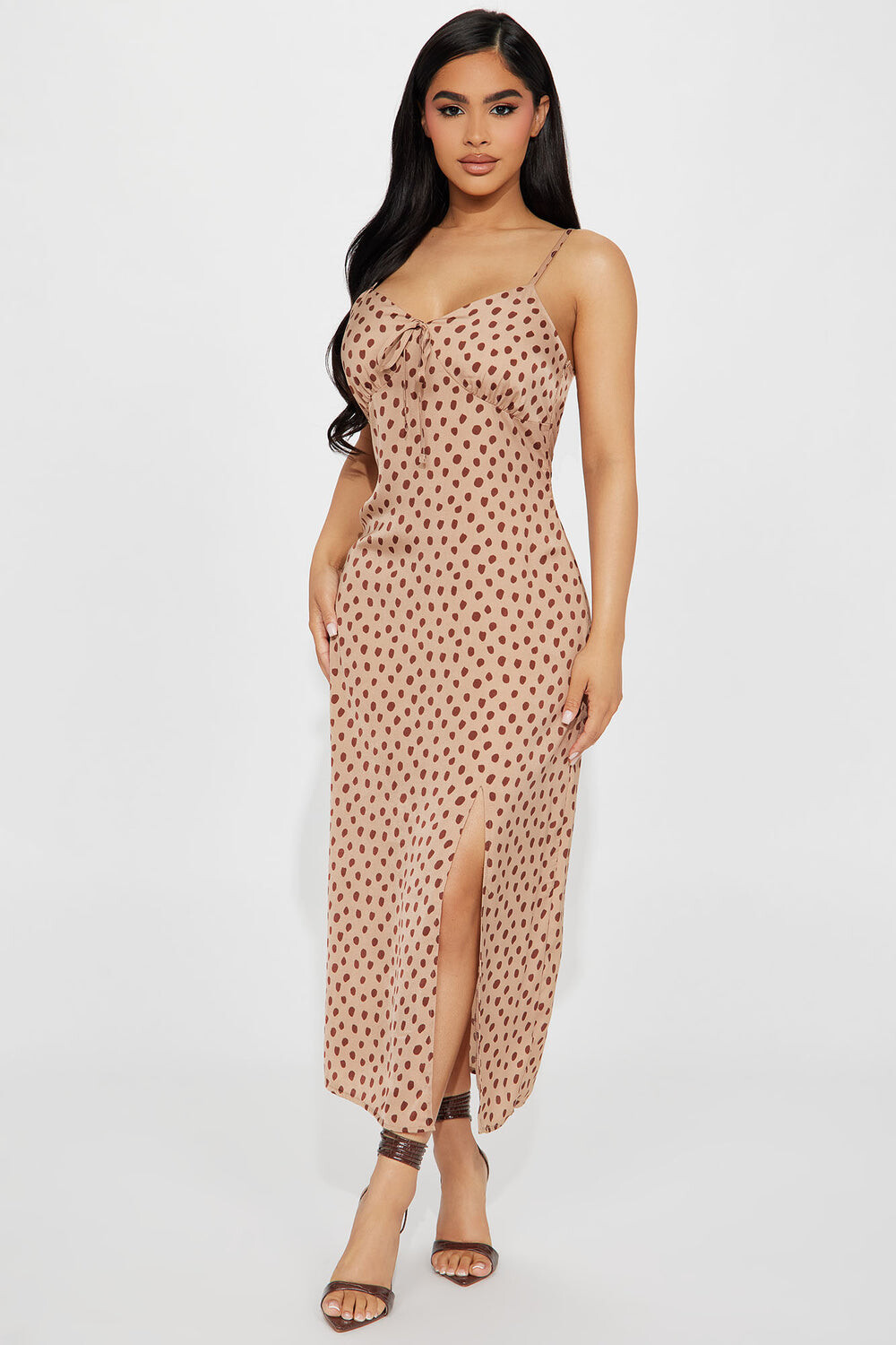 

Платье Fashion Nova RW528559, коричневый