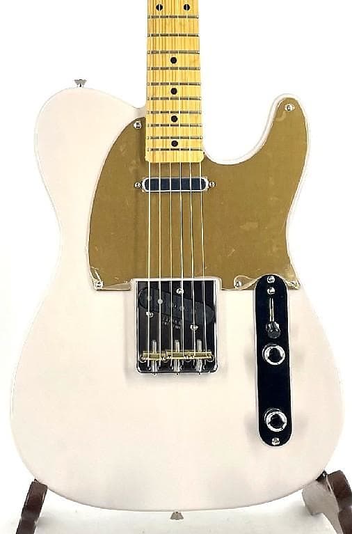 цена Электрогитара Fender JV Modified '50s Telecaster Maple Fingerboard White Blonde with Bag